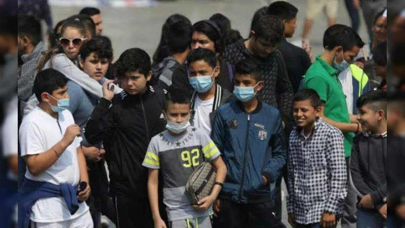 Tras la contingencia ambiental, este lunes se reanudaron las clases en la CDMX 