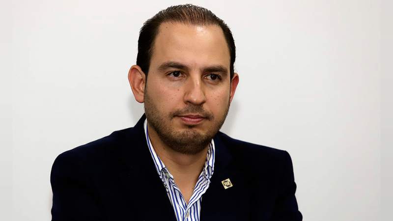 AMLO debe sacar las manos del proceso electoral: Marko Cortés 