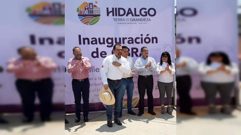 Inaugura Tony Martínez pavimentación en municipio de Hidalgo - Foto 1 