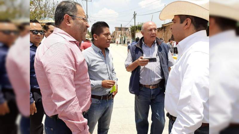 Inaugura Tony Martínez pavimentación en municipio de Hidalgo - Foto 2 
