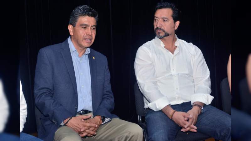 De visita en la Casa de Hidalgo, barítono mexicano Luis Ledesma - Foto 1 