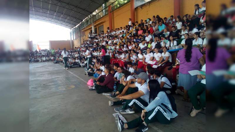 Actividades de “Rutas de la juventud” reúnen a más de mil 200 jóvenes en Tepalcatepec   - Foto 0 