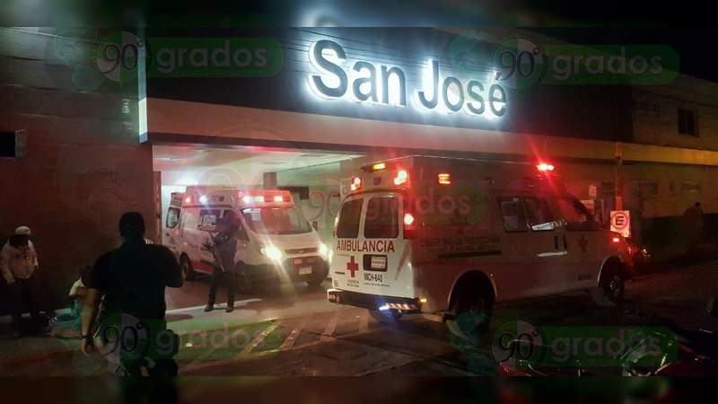 Balacera entre comando armado y policías deja tres muertos y dos