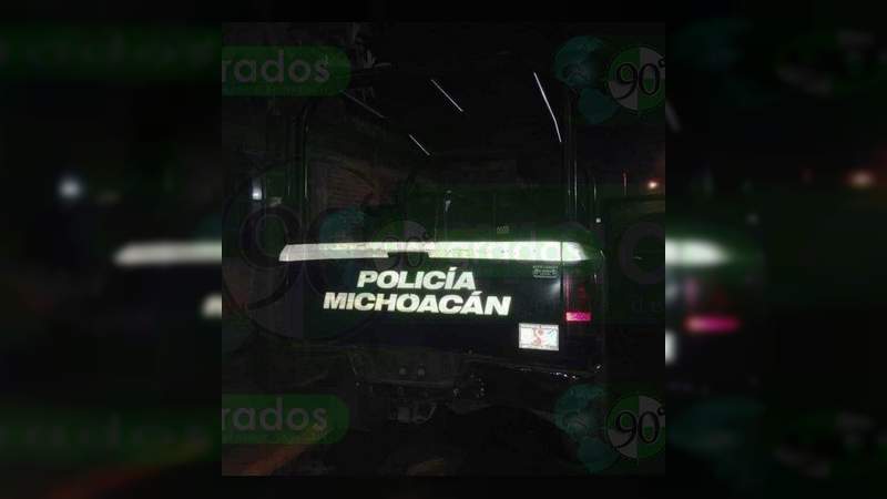 Incendian patrulla de la Policía Michoacán en Uruapan - Foto 1 