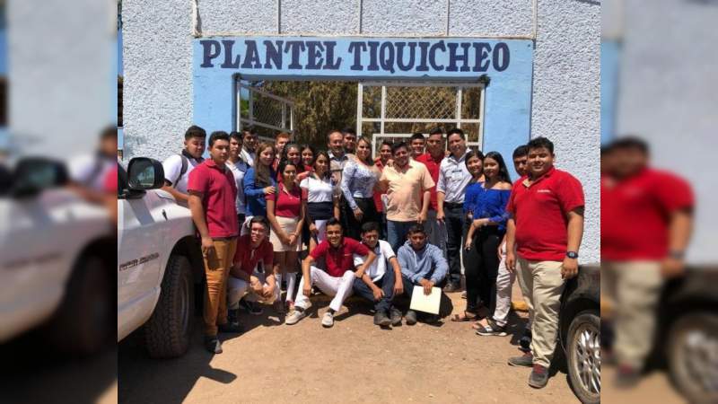 Bienestar paga becas a estudiantes de media superior y superior en Michoacán - Foto 0 