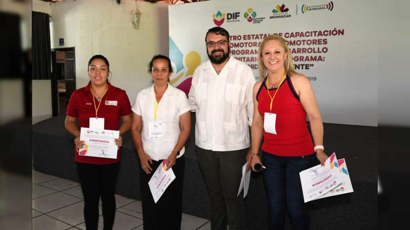 DIF Michoacán imparte capacitación del programa Comunidad DIFerente - Foto 3 