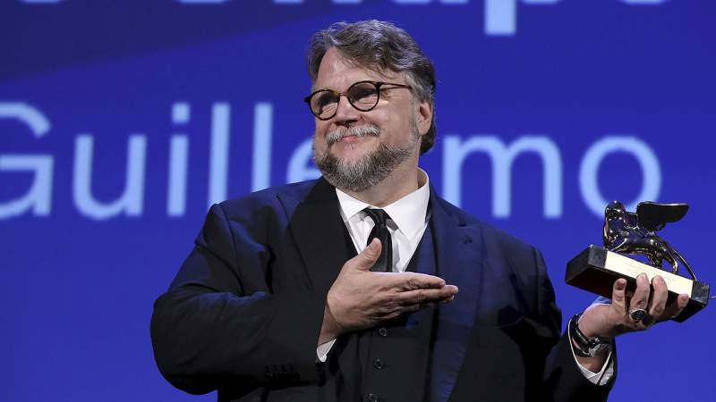 Guillermo del Toro pagaría viaje a Sudáfrica, para la sociedad matemática mexicana 