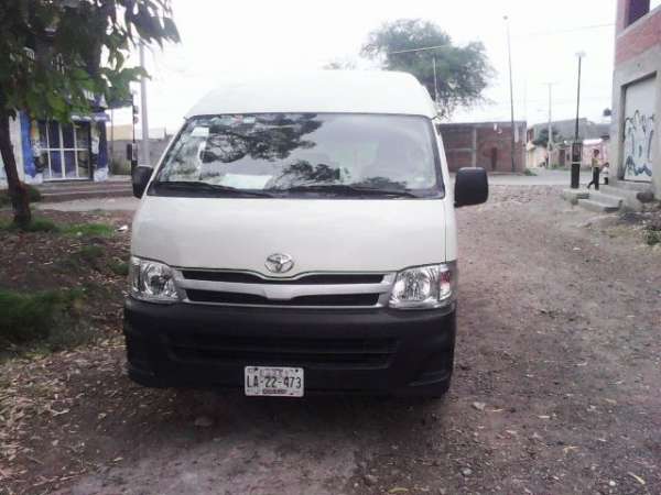 Recuperan vehículo robado en la capital michoacana 