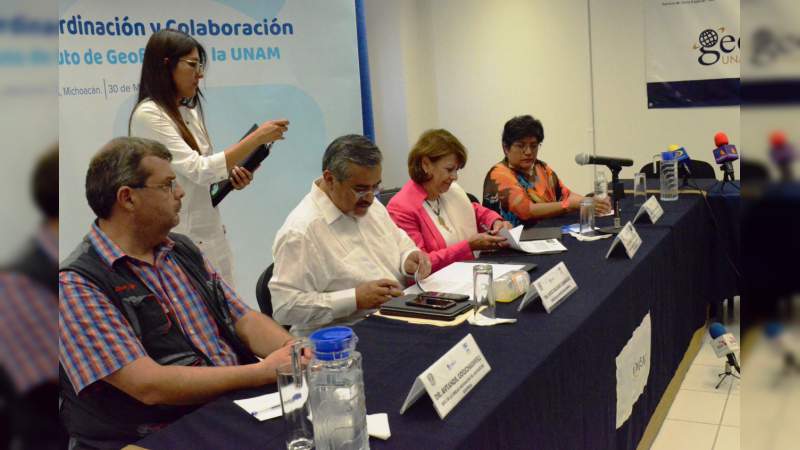 Instituto de Geofísica de la UNAM y la Comisión Estatal del Agua de Guanajuato firman acuerdo - Foto 1 