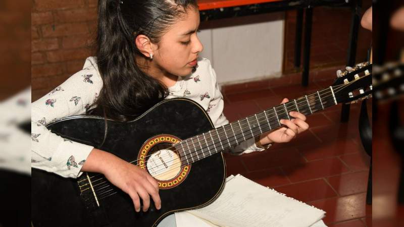 Ofrece DIF Michoacán talleres artísticos, recreativos y deportivos   - Foto 2 