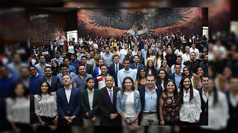 Llama Celeste Ascencio a sumar ideas y no dividir esfuerzos para concretar la Ley General de Juventudes - Foto 2 