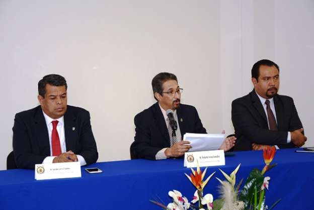Visita Medardo Serna DES para informar sobre la realidad financiera de la UMSNH - Foto 1 