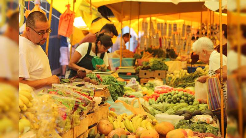 Tianguis, confluencia de olores, colores y sabores - Foto 0 