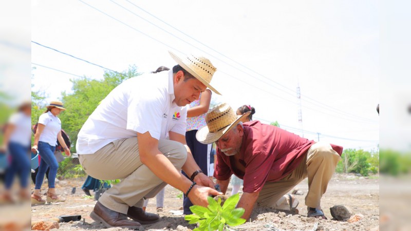 Reforesta Sedesoh primaria de Comunidad Modelo de Úspero - Foto 0 