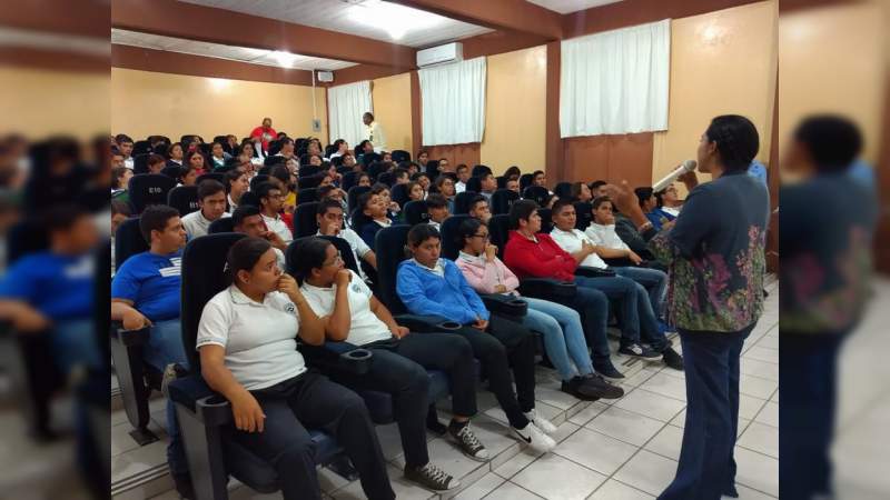Cerca de 600 Jóvenes del Bajío y Tzintzuntzan, se integran a las “Rutas de la Juventud” - Foto 4 