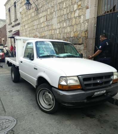 Detienen a presunto ladrón de autos en la capital michoacana 