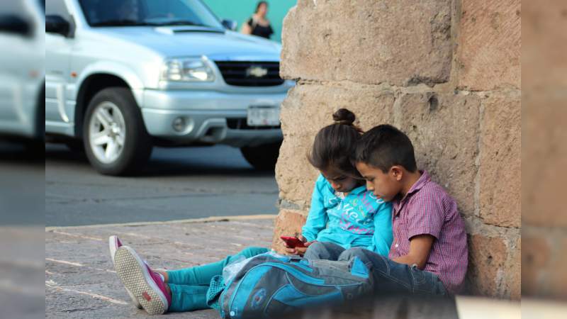 Que el mundo ruede, a mí mi celular: Óscar Tapia Campos - Foto 1 