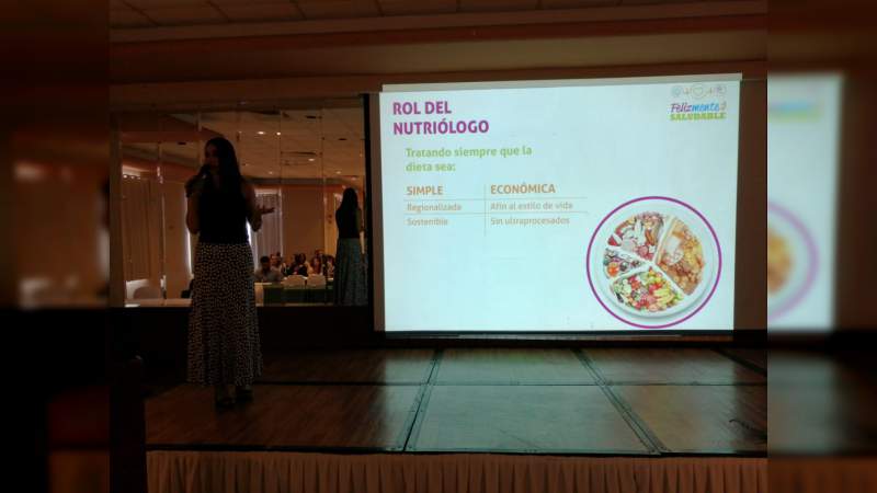 Inauguran las XXVI Jornadas Médicas por Aniversario del Hospital General de Uruapan “Dr. Pedro Daniel Martínez” - Foto 3 
