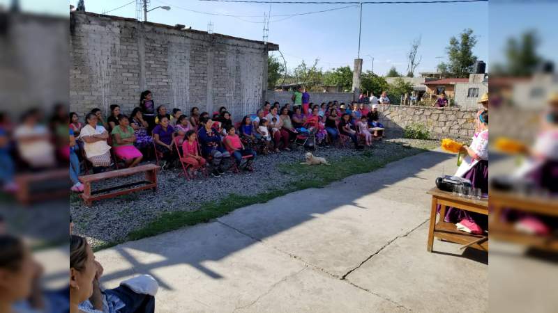 Lucila Martínez lleva obras de teatro a comunidades y tenencias de Morelia - Foto 0 