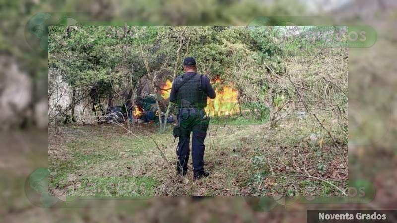 “Revientan” laboratorio clandestino para elaborar droga sintética en Puruándiro, Michoacán - Foto 1 