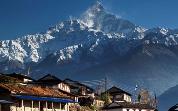 Avalancha en la cordillera del Himalaya deja por lo menos 250 personas desaparecidas 