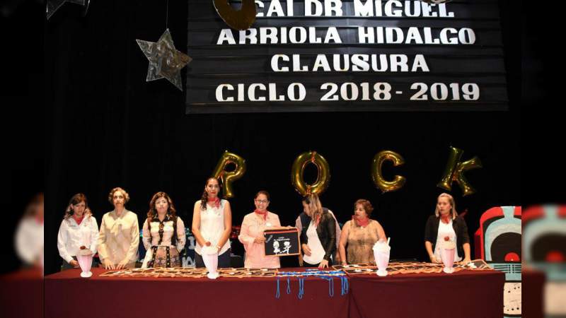 Egresan 40 alumnos del CAI “Dr. Miguel Arriola Hidalgo” - Foto 1 