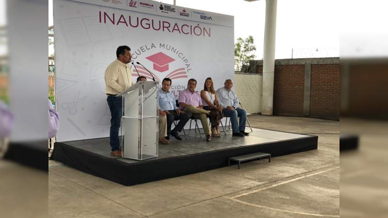 El Ayuntamiento de Morelia comprometido con la educación de jóvenes y adultos - Foto 2 