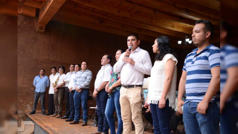 Conmemoran la trayectoria del maestro y promotor de la música regional, Eliseo Cortés Hernández - Foto 2 