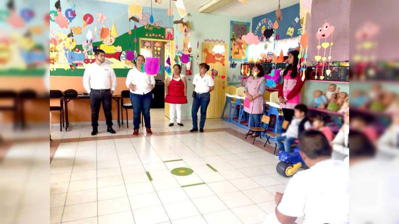 Realiza DIF Michoacán taller a madres internas del Centro de Readaptación Social “David Franco Rodríguez” - Foto 0 