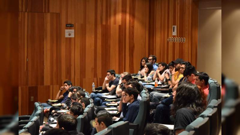 Realiza IRyA de la UNAM Campus Morelia Escuela de Verano en Astrofísica - Foto 1 