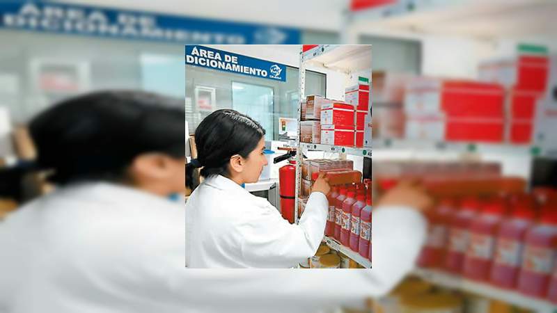 Sancionan a 43 farmacéuticas de México por prácticas fraudulentas 