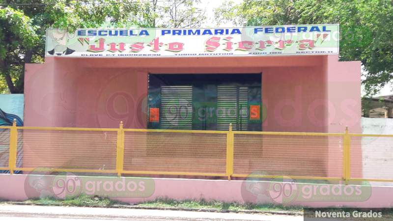 Fuerte lluvia deja severos daños materiales en escuela primaria de Lázaro Cárdenas, Michoacán  - Foto 2 