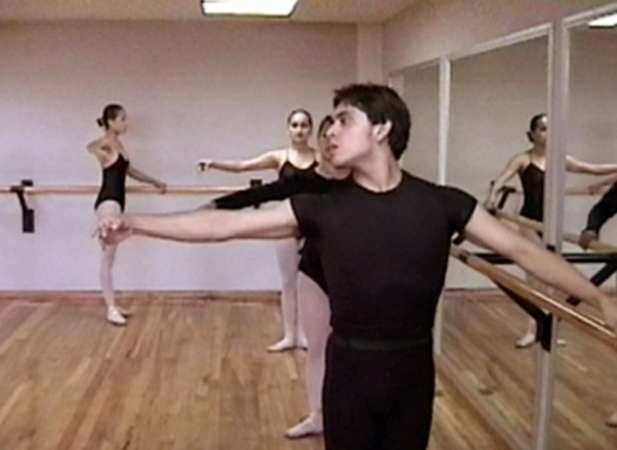 Foro 11, centro de reunión para artistas nicolaitas de la danza 