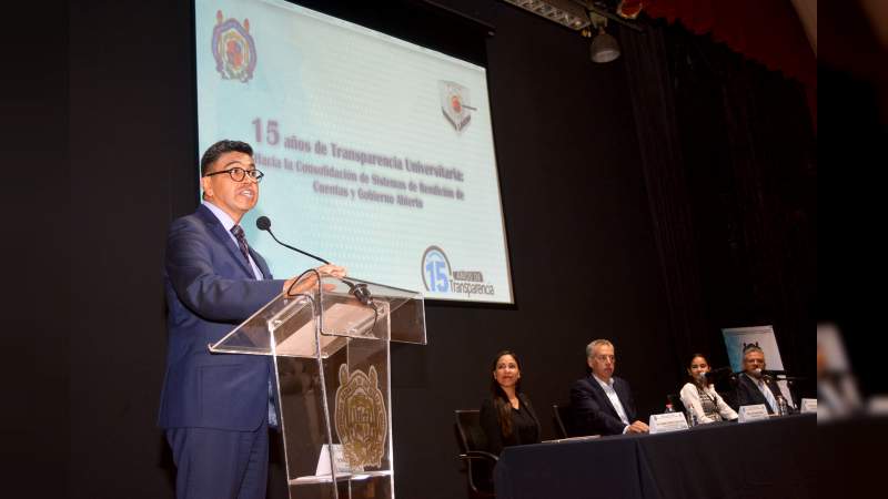 Celebran XV años de Transparencia en la UMSNH - Foto 0 