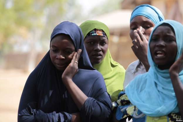 Rescatan a casi 300 niñas y mujeres en manos de Boko Haram  