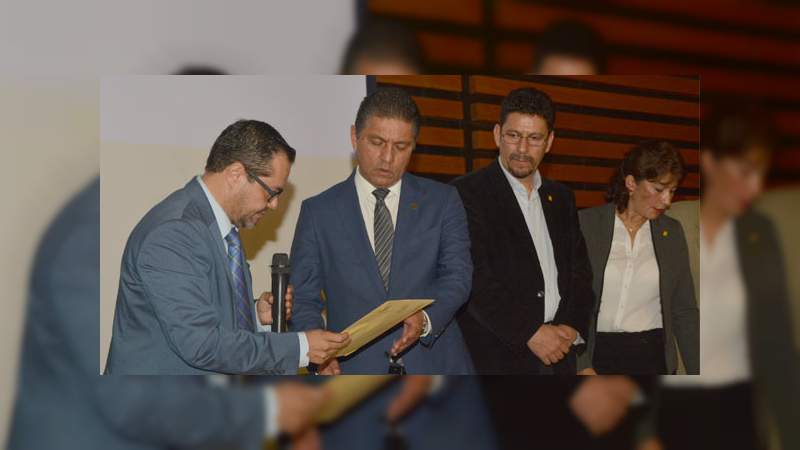 Presentan resultados de exámenes de nuevo ingreso a la UMSNH para el ciclo escolar 2019-2020 - Foto 1 