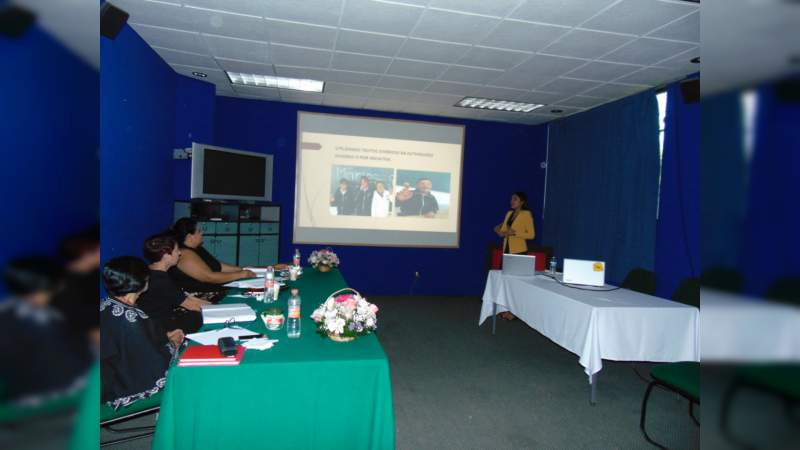 Impulsa el IMCED programas de Titulación 