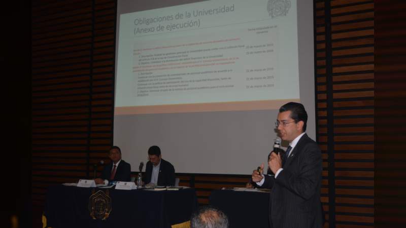 Presenta Rector a Consejo Universitario Informe de avances de Convenio. 