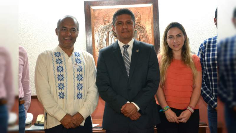 Se reúnen Rector de la UMSNH y Secretario del Migrante del Gobierno de Michoacán - Foto 1 