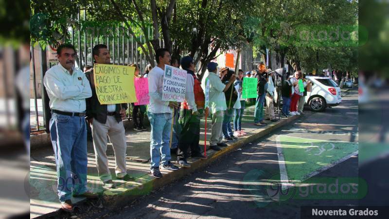 Junta de Caminos se manifiesta en la Secretaría de Finanzas - Foto 0 