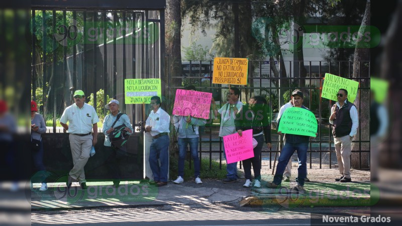 Junta de Caminos se manifiesta en la Secretaría de Finanzas - Foto 2 