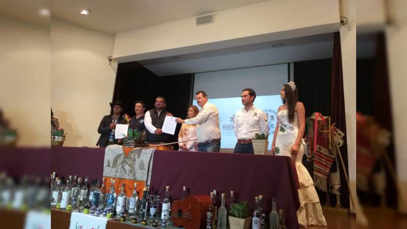 Cabalgata por la Ruta del Mezcal Michoacano, para aumentar y posicionar productos turísticos del estado 