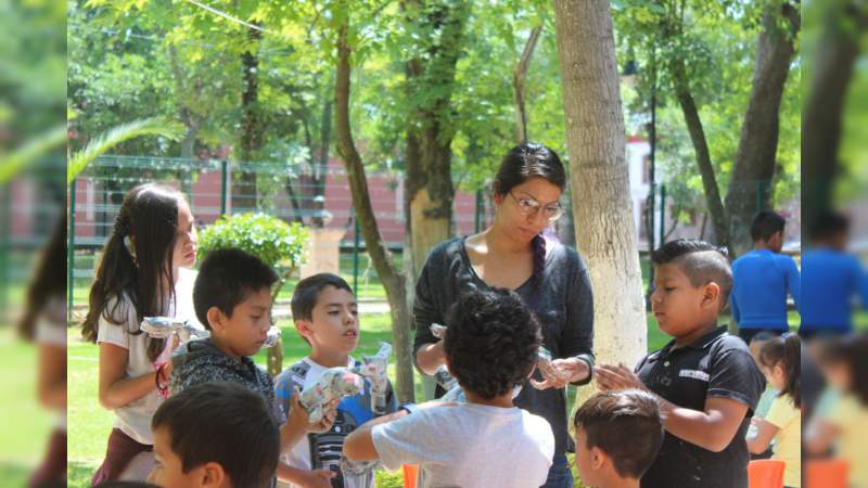 Yumag imparte Taller de Alebrijes en la Bibliotequita del Bosque - Foto 0 