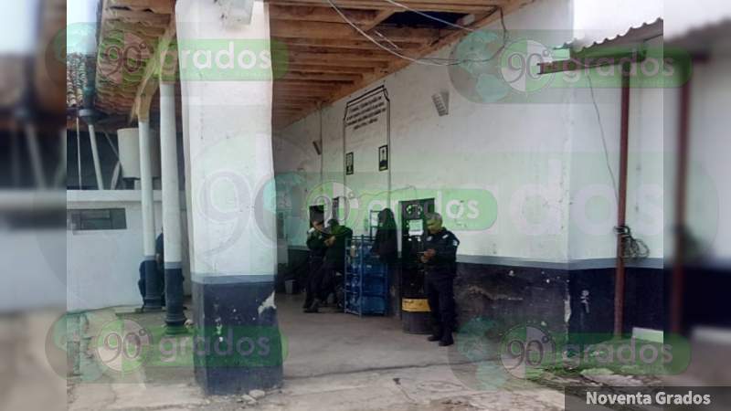 En condiciones inhumanas e insalubres viven elementos de la Policía Michoacán en Tangancícuaro - Foto 2 