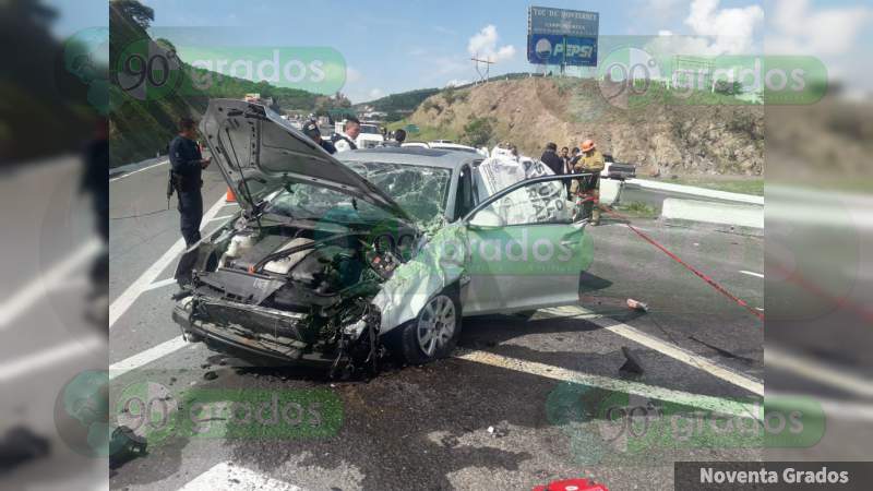 Muere la síndico de Tonalá, al volcar su vehículo en la carretera Salamanca-Morelia  - Foto 0 