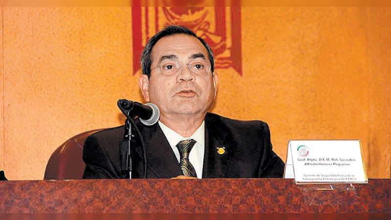 Detienen a exjefe de seguridad de Pemex por huachicoleo 
