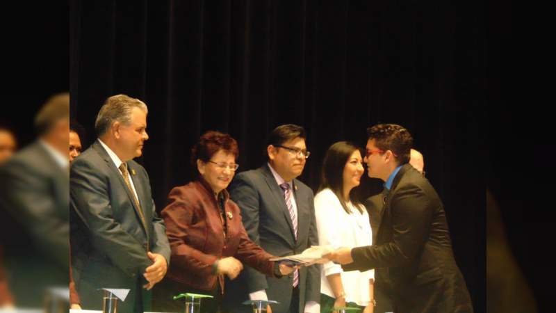 Clausuró el IMCED el ciclo escolar 2019 - Foto 1 