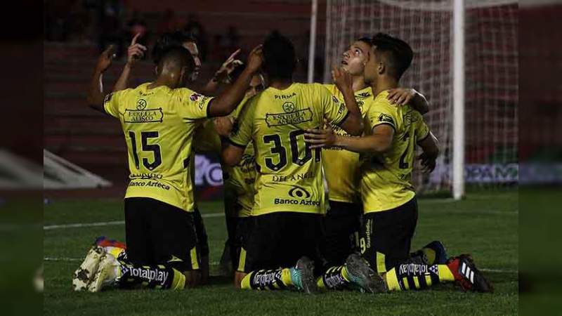 Un Monarcas renovado debuta hoy ante su afición frente al Atlas 