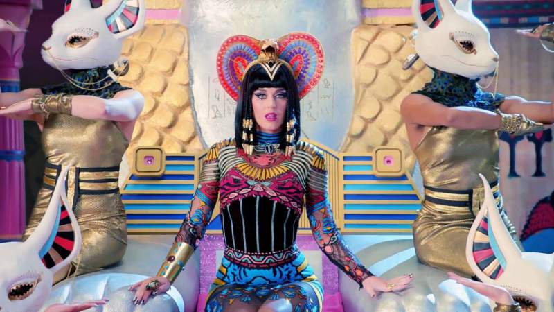 Corte determina que Katy Perry plagió el tema "Dark Horse" 