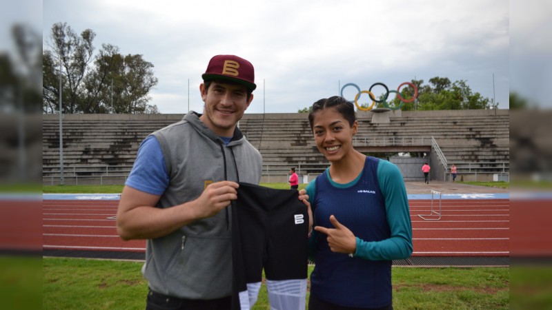 Utilizan beca para vestir a atleta uruapense en los Juegos Panamericanos Lima 2019 - Foto 3 